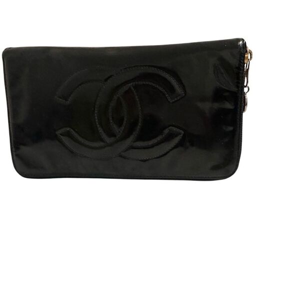 Chanel large zip around wallet added a chain - Picture 6 of 13